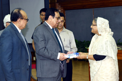 প্রধানমন্ত্রীর ত্রাণ তহবিলে ৩ কোটি টাকা অনুদান দিলো ব্যাংক এশিয়া