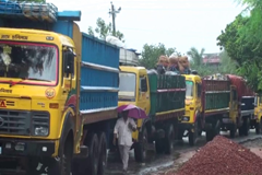 ঢাকা-টাঙ্গাইল মহাসড়কে ২৫ কিলোমিটার জুড়ে যানজট