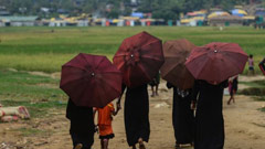 পতিতাবৃত্তির শিকার হচ্ছেন রোহিঙ্গা নারীরা