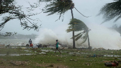 উত্তাল সাগর: তিন নম্বর সতর্কতা সংকেত