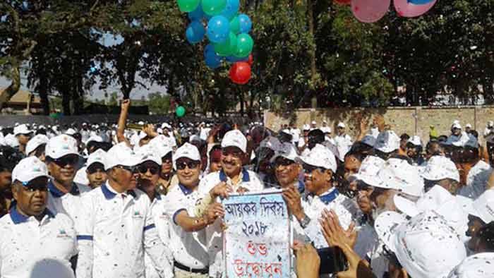 নিয়মিত আয়কর দেওয়া নৈতিক দায়িত্ব: আ জ ম নাছির  