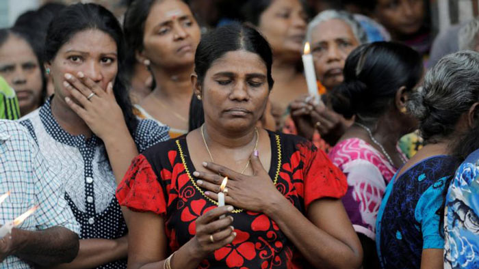 শ্রীলংকায় নিহতের সংখ্যা বেড়ে ৩২১