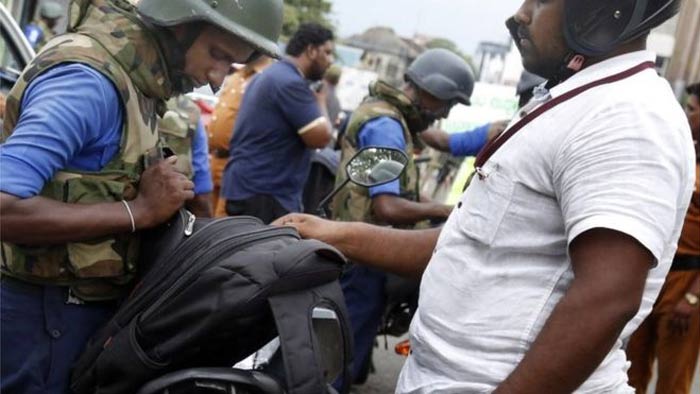 শ্রীলংকা হামলা: নিহতের সংখ্যা ১০০ কম বলছে সরকার