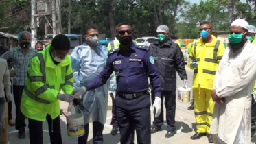 করোনা প্রতিরোধে টাঙ্গাইল পুলিশের নানামুখী কার্যক্রম