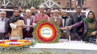 বঙ্গবন্ধুর মাজারে বাগেরহাট প্রেসক্লাব নেতৃবৃন্দের শ্রোদ্ধা