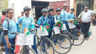 বাংলাদেশে ১০ ভারতীয় সদস্যের সাইকেল র‌্যালি