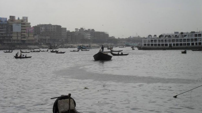 বুড়িগঙ্গা থেকে অজ্ঞাত দুই যুবকের লাশ উদ্ধার