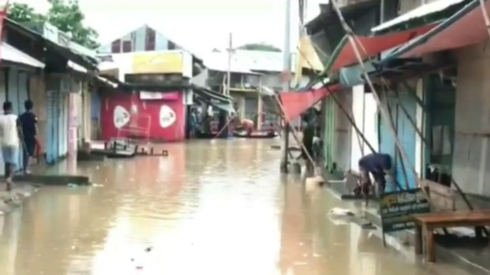 বন্যায় ক্ষতিগ্রস্ত খাগড়াছড়ির বহু পরিবার