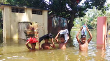 সিরাজগঞ্জে বন্যায় ৫৪ স্কুল প্লাবিত