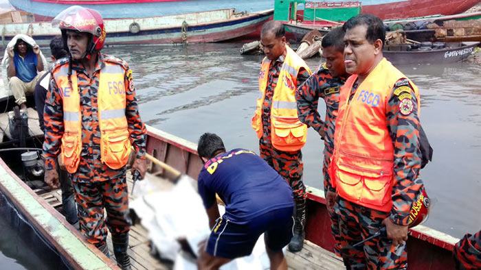 বুড়িগঙ্গায় ট্রলারডুবিতে একজনের লাশ উদ্ধার