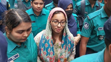 মডেল মেঘনা আলমের ব্যাংক হিসাব তলব