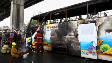 থাইল্যান্ডে বাসে আগুন, শিশুসহ ২৫ জনের মৃত্যুর শঙ্কা