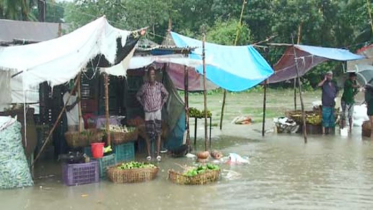 সুনামগঞ্জে অতিবৃষ্টি ও পাহাড়ি ঢলে ক্ষতিগ্রস্ত ৪৪ হাজার পরিবার 