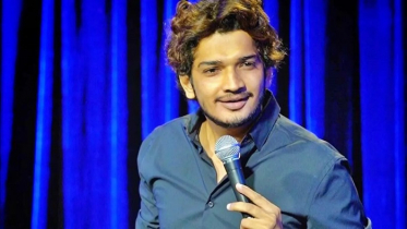 ভারতে রাস্তায় নামাজ পড়লে শাস্তি, অভিনেতার বিস্ফোরক মন্তব্য