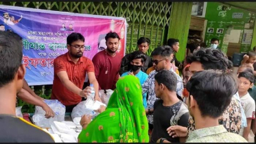 ছাত্রলীগ নেতা সীমান্ত হাসানের মাসব্যাপী ইফতার বিতরণ