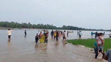 পঞ্চগড়ে নৌকা ডুবে ২৪ জনের মৃত্যু, নিখোঁজ অনেকে