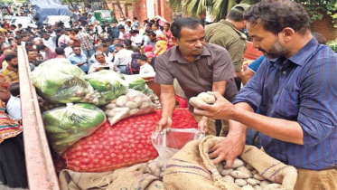 যেসব স্থানে স্বল্পমূল্যে বিক্রি হচ্ছে আলু-ডিমসহ ১০ কৃষিপণ্য