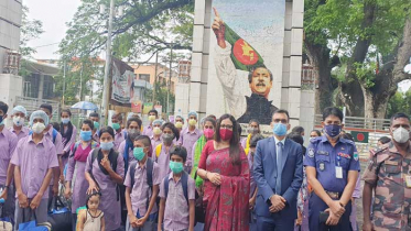 দেশে ফিরলেন ভারতে পাচার হওয়া ৩৭ বাংলাদেশি