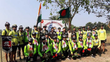 বাংলাদেশ-ভারত সেনা সদস্যদের যৌথ সাইকেল র‌্যালি 