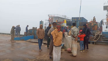 সাড়ে ৯ ঘণ্টা পর দৌলত‌দিয়া-পাটু‌রিয়া রুটে চলাচল স্বাভাবিক