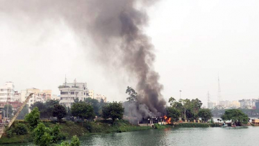 হাতিরঝিলের ঝিল কুটুম ক্যাফেতে আগুন