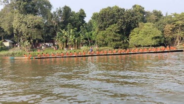 নড়াইলের চিত্রা নদীতে এসএম সুলতান নৌকাবাইচ