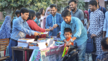 শিশুদের ব্যাগসহ শিক্ষাসামগ্রী দিল হাবিপ্রবির ডেভেলপমেন্ট স্টাডিজ বিভাগ