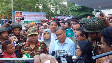 ‘সীতাকুণ্ডে অগ্নিকাণ্ড নাশকতা কি না, খতিয়ে দেখা হচ্ছে’