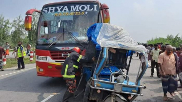 রংপুরে বাসের ধাক্কায় অটোরিকশা চালকসহ নিহত ৩ 