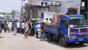 আগামীকাল থেকে টিসিবির ট্রাক সেল শুরু