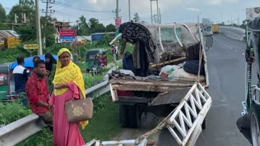 টাঙ্গাইলের সড়কে প্রাণ হারালেন ৫ জন, আহত ১২