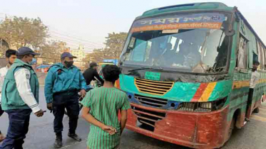 রুট পারমিট না থাকায় ৩ বাস ডাম্পিংয়ে