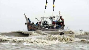 বঙ্গোপসাগরে ট্রলারডুবি, এখনো খোঁজ নেই ৫ শতাধিক জেলে