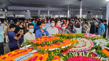 বঙ্গবন্ধুর প্রতিকৃতিতে ঢাকা কলেজ সাংবাদিক সমিতির শ্রদ্ধাঞ্জলি