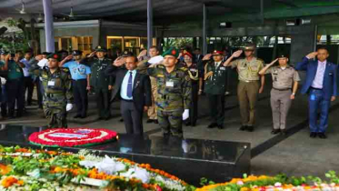 ডিজিএফআই প্রধানের নেতৃত্বে বঙ্গবন্ধুর প্রতি বিদেশি সামরিক উপদেষ্টাদের শ্রদ্ধা