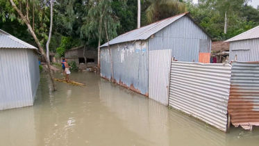 দুর্ভোগ কমেনি বানভাসি মানুষের