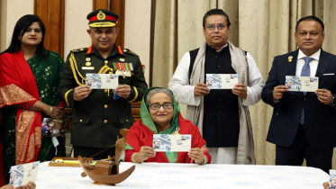 বিজয় দিবসে স্মারক ডাকটিকিট অবমুক্ত করলেন প্রধানমন্ত্রী