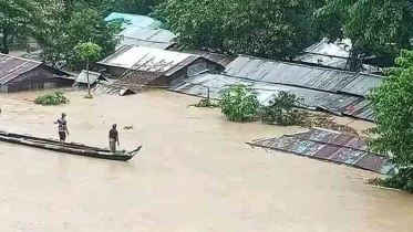 পানির নিচে চট্টগ্রাম-কক্সবাজার মহাসড়ক, যান চলাচল বন্ধ