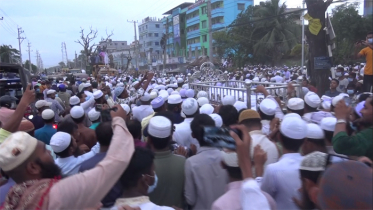 মাওলানা সিরাজীর জানাযায় মানুষের ঢল, যান চলাচল বন্ধ