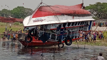 শীতলক্ষ্যায় লঞ্চডুবি : তদন্ত কমিটির গণশুনানি আজ