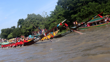 হেইয়ো রে হেইয়ো ধ্বনিতে মুখরিত ইছামতি