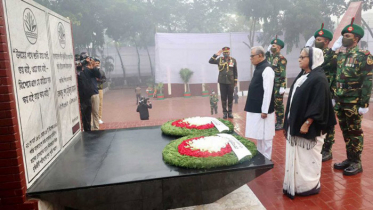 শহীদ বুদ্ধিজীবীদের প্রতি রাষ্ট্রপতি ও প্রধানমন্ত্রীর শ্রদ্ধা