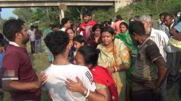 নদীতে প্রতিমা বিসর্জন দিতে গিয়ে দুই ছাত্র নিখোঁজ