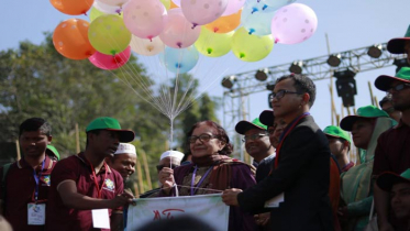 জ্ঞান ও ধ্যানের আলো নিয়ে এগিয়ে যাও: আনোয়ারা সৈয়দ হক