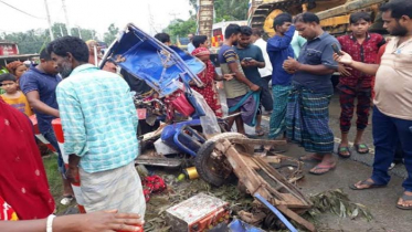 রাজবাড়ীতে ত্রিমুখী সংঘর্ষে একই পরিবারের ৬ জন নিহত