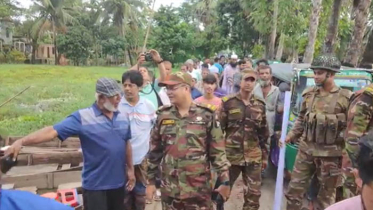 বানবাসি মানুষের মাঝে সেনাবাহিনীর খাদ্য ও চিকিৎসা সহায়তা