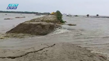 ঘূর্ণিঝড় ইয়াসের প্রভাবে সন্দ্বীপে বেড়িবাঁধ ভেঙ্গে লোকালয় প্লাবিত