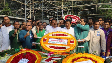 ৭ই মার্চ উপলক্ষে বঙ্গবন্ধুর প্রতিকৃতিতে স্বেচ্ছাসেবক লীগের শ্রদ্ধা