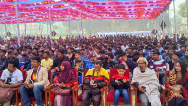 সিরাজগঞ্জে কৃতি ৩ হাজার শিক্ষার্থীকে সংবর্ধনা