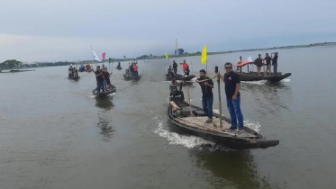 নদীর প্রতি আন্তরিকতা বাড়াতে ব্রাহ্মণবাড়িয়ায় নৌর‌্যালি